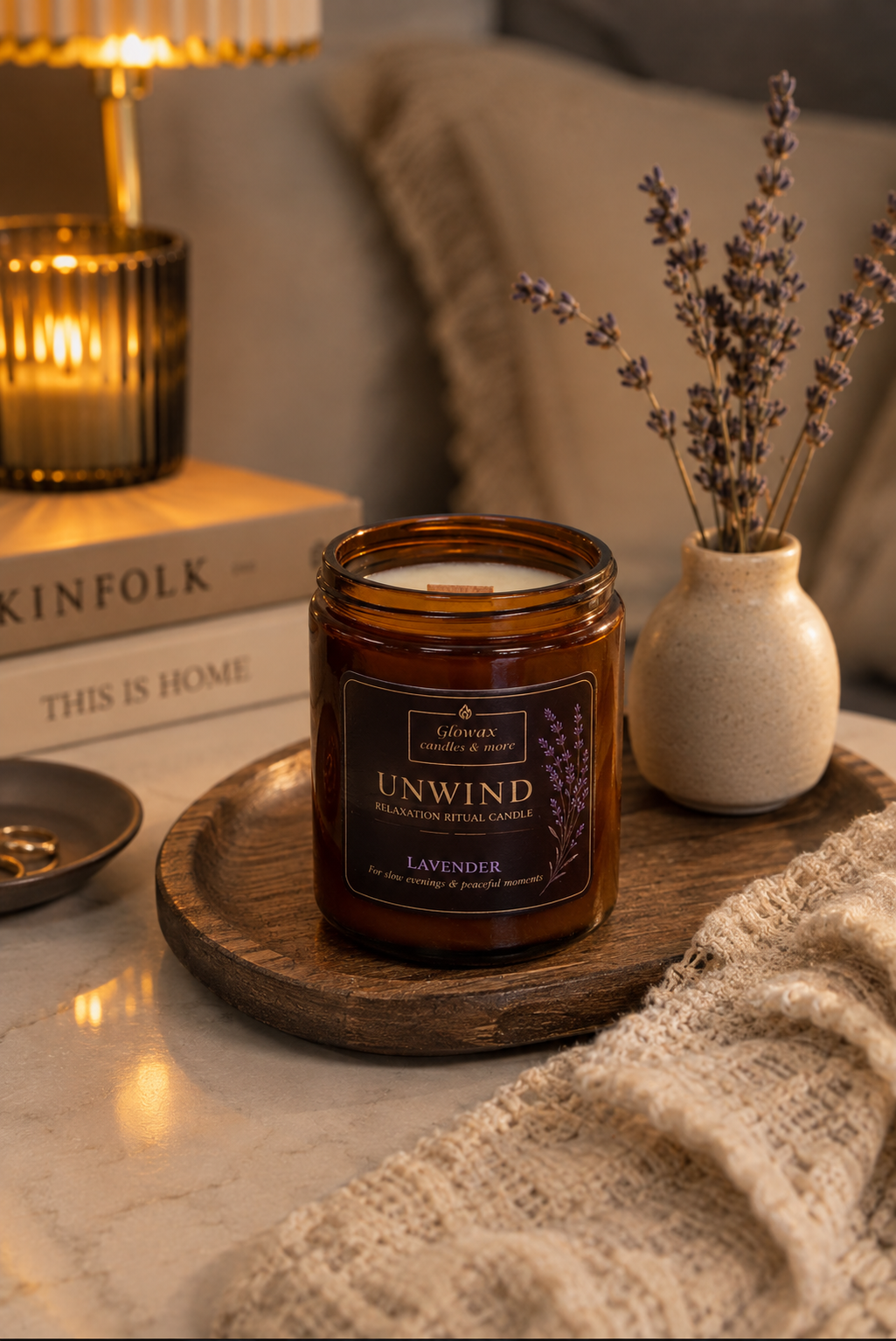 Glowax Unwind αρωματικό κερί με άρωμα λεβάντας για χαλάρωση