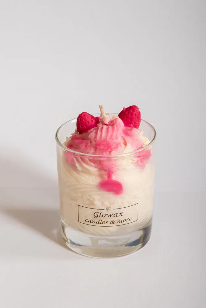 Strawberry Cake - Glowax